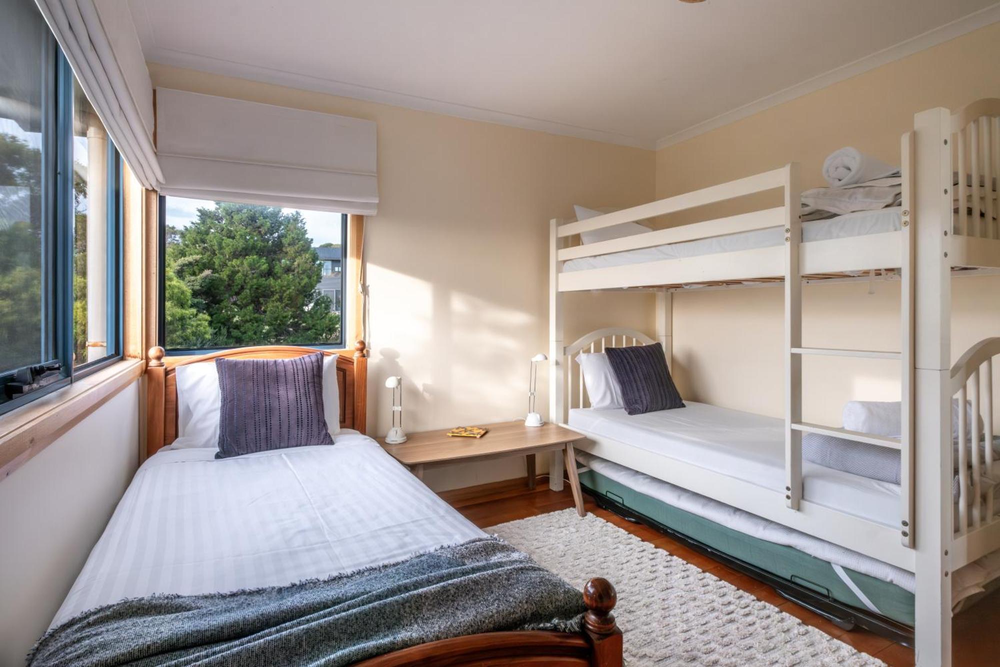 Waterline Holiday Home Coles Bay Εξωτερικό φωτογραφία