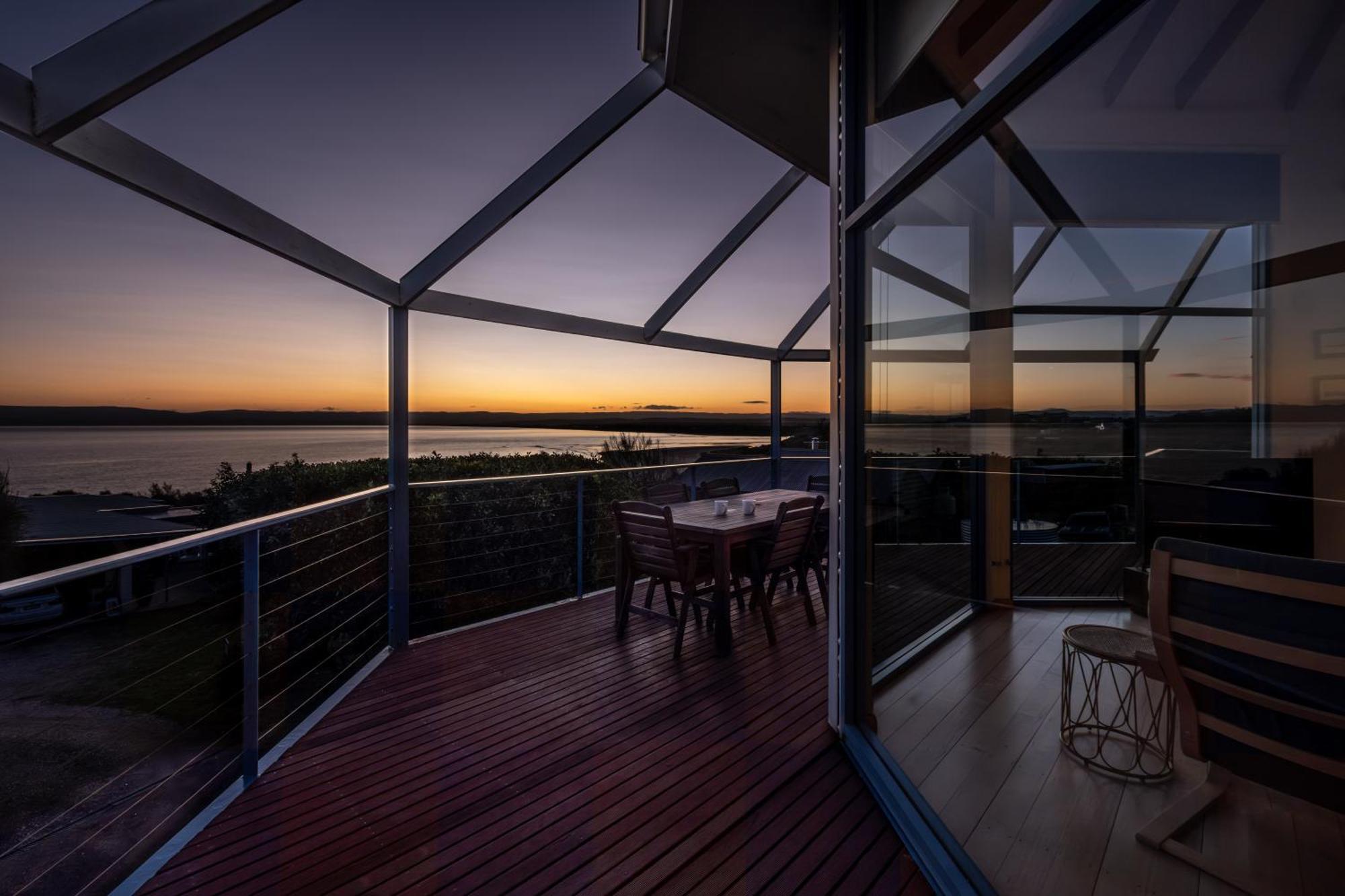 Waterline Holiday Home Coles Bay Εξωτερικό φωτογραφία